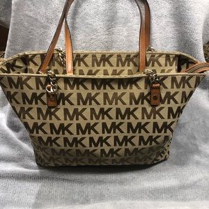 Michaels Kors handbag